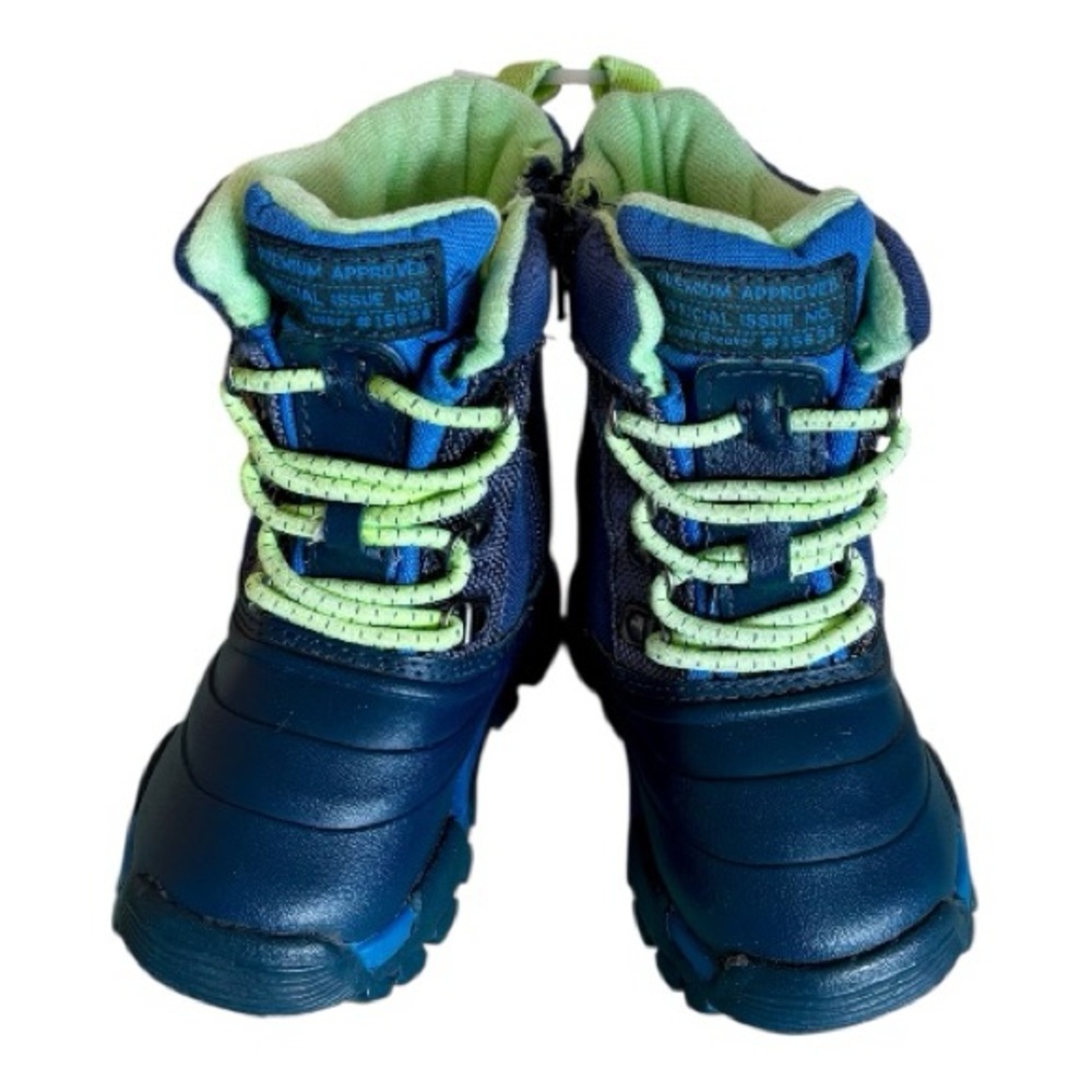 Carter’s Child toddler snow winter insulated boots shoes sz 5y